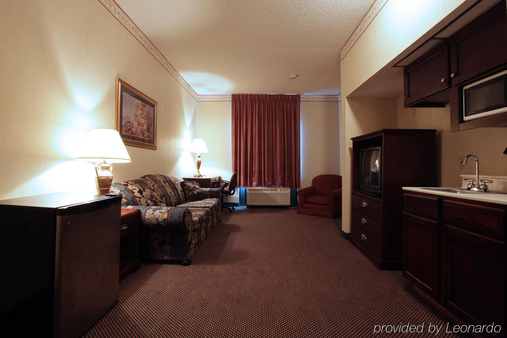 Lexington Suites Of Jonesboro Room photo